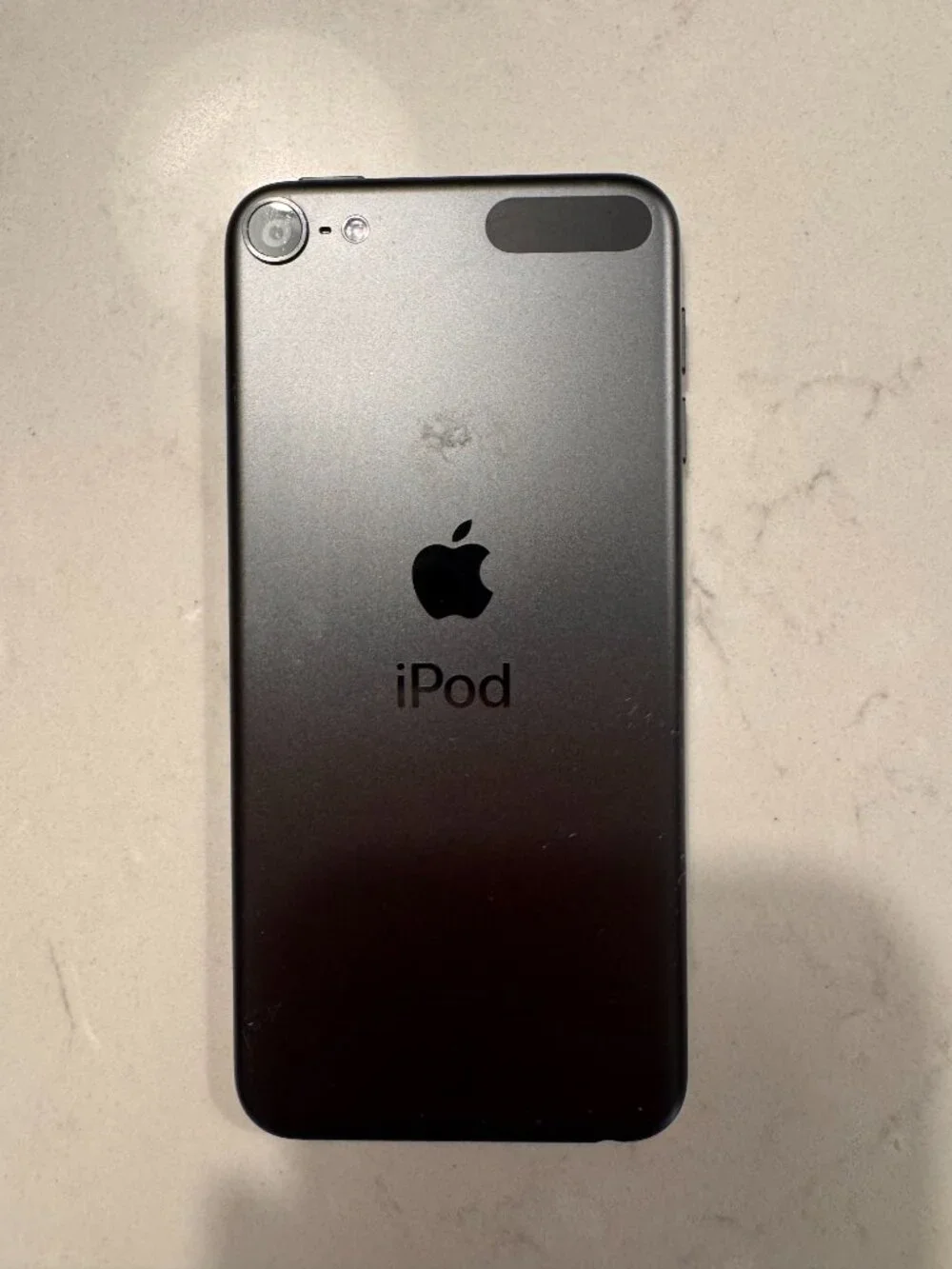 Apple iPod Touch 7th Generation Great Condition